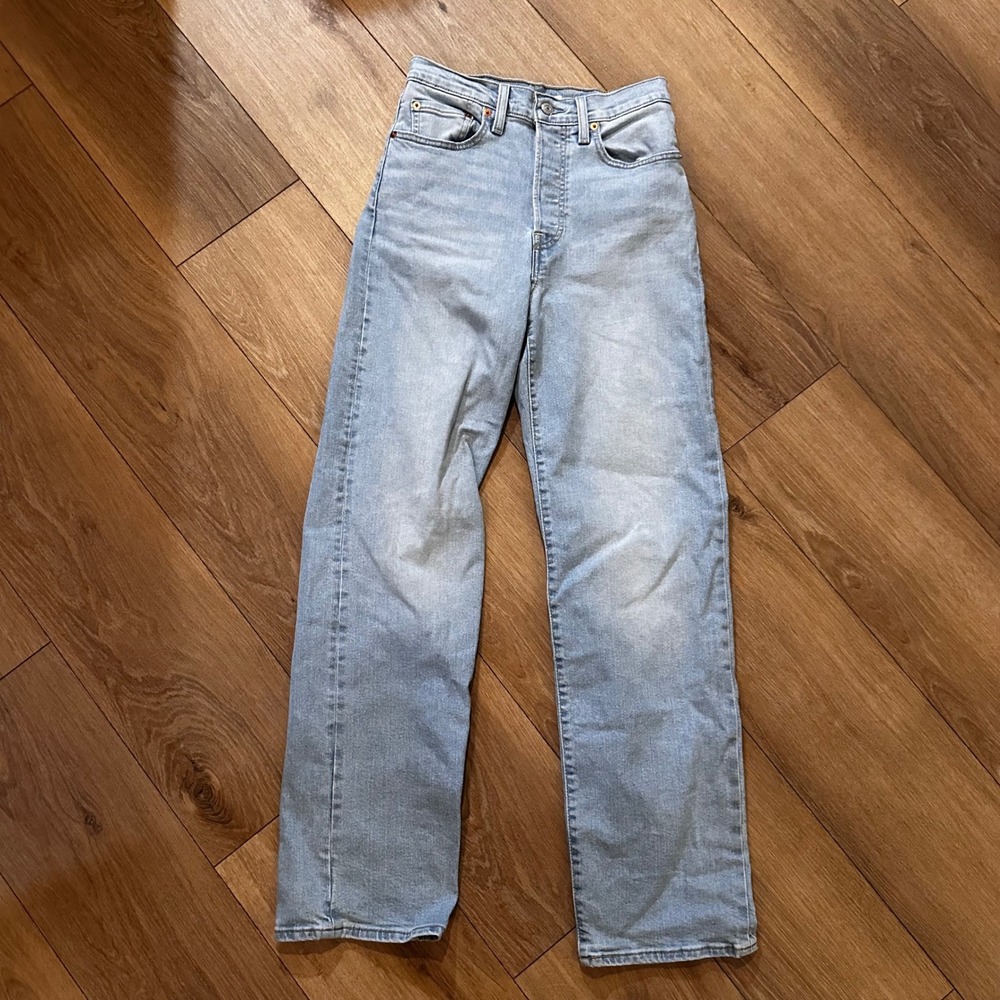 Levis Ribcage Straight Jeans Light Wash Blue Denim Button Fly 27 High Rise